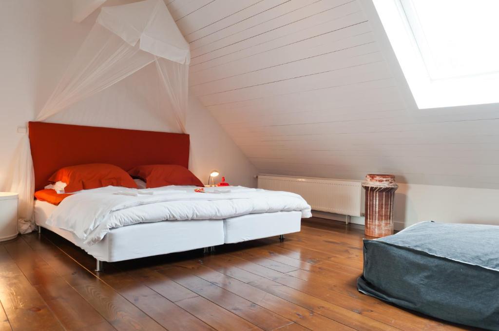 ゲール B＆B デ グローテ キーヴィットゥ Bed & Breakfast 部屋 写真